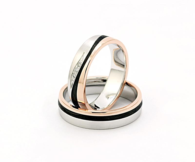 Poročni prstani belo, rdeče zlato