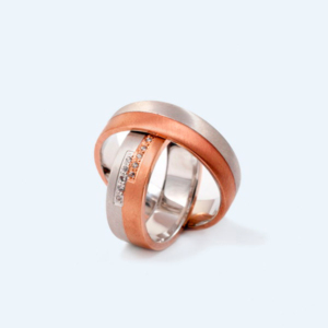 Diamantni poročni prstani