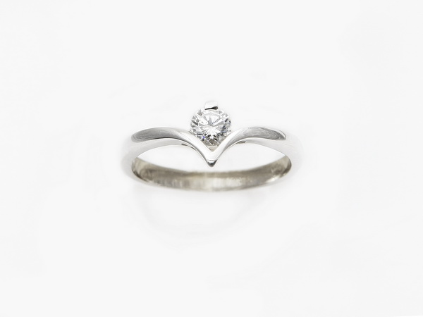 zarocni prstani z diamantom 1